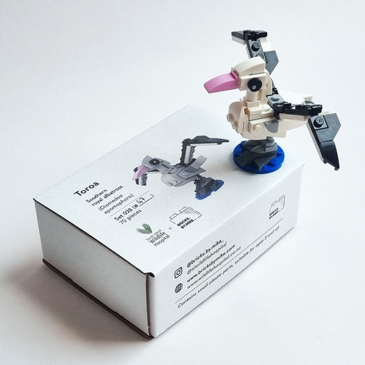 Toroa / Southern Royal Albatross Brick Kit | South Island Wildlife Hospital Collab